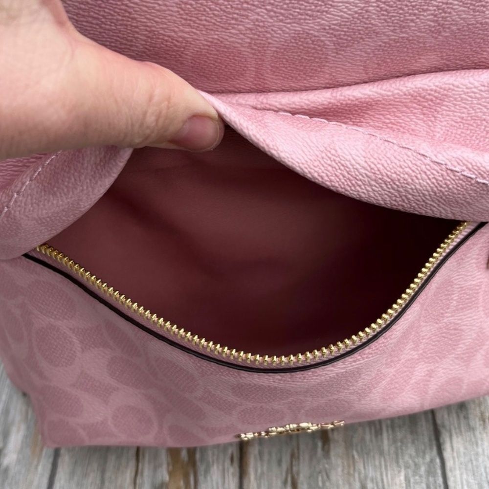 Coach Taylor Small Backpack In Signature Canvas With Charms Bag Powder Pink - Picture 7 of 10